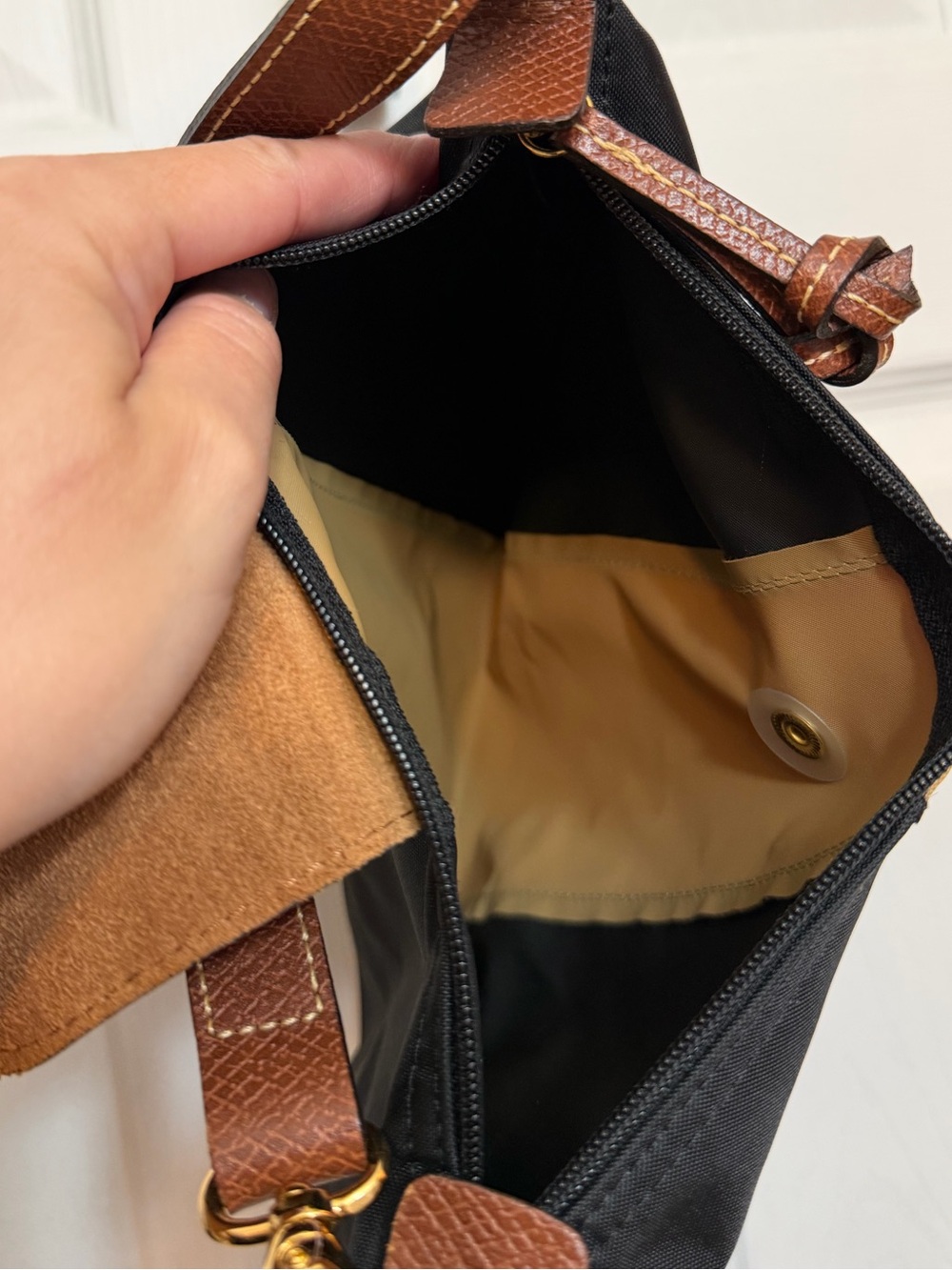 Longchamp Shoulder Bag - Picture 7 of 9